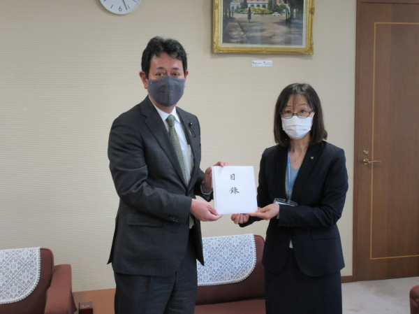 3.11 東日本大震災チャリティ&癒しのサプリメントコンサートへ寄附金を贈呈しました